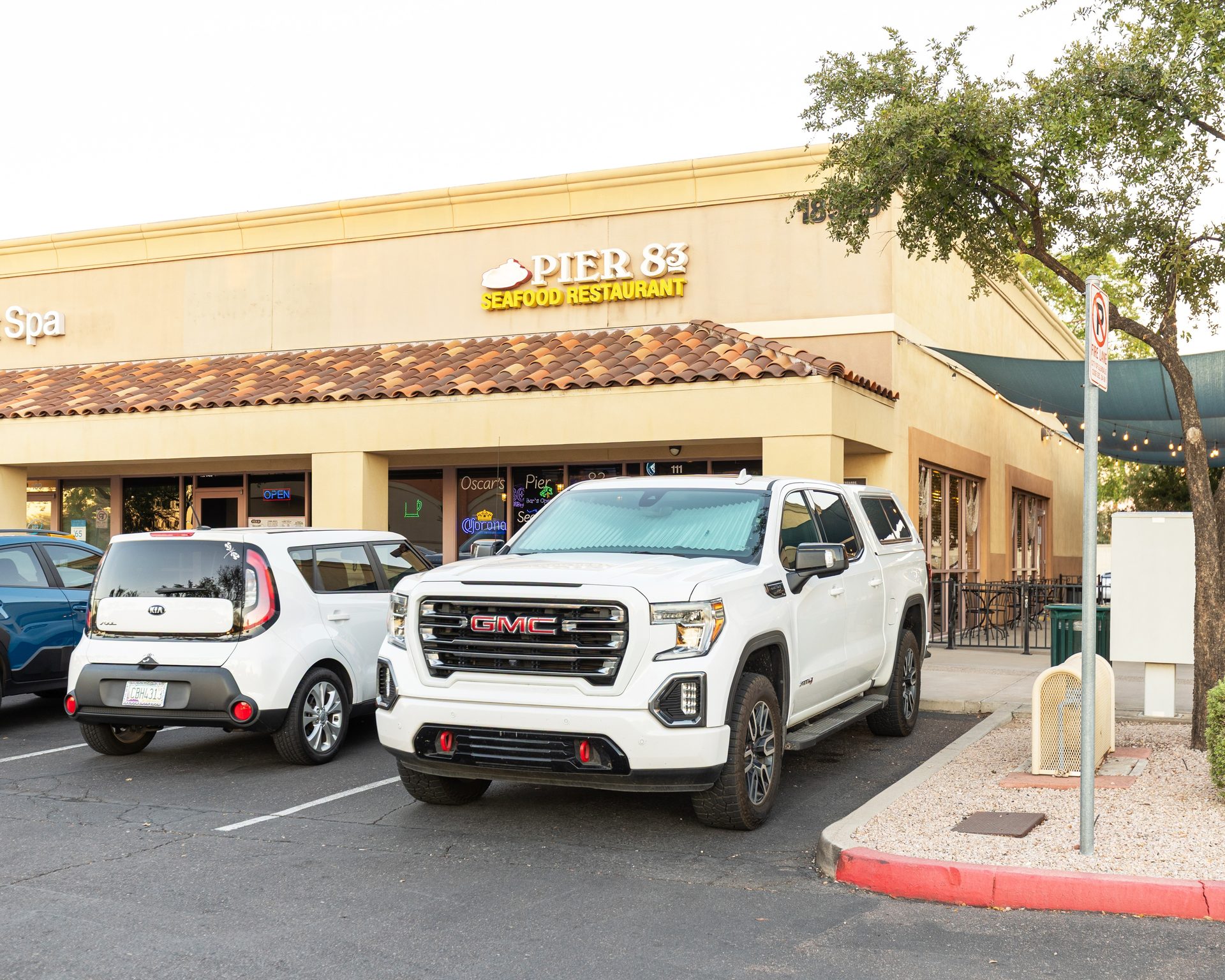 What's happening at Oscar's